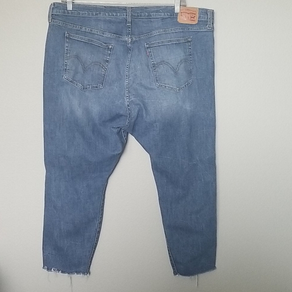 Levis Wedgie plus skinny cropped cutoff pants 24W - Picture 10 of 14